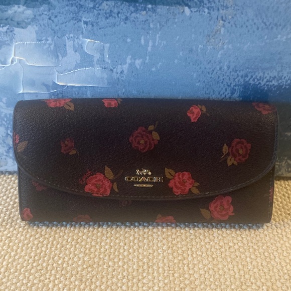 Coach Dark Brown and Red Floral Women's Wallet - Picture 1 of 11